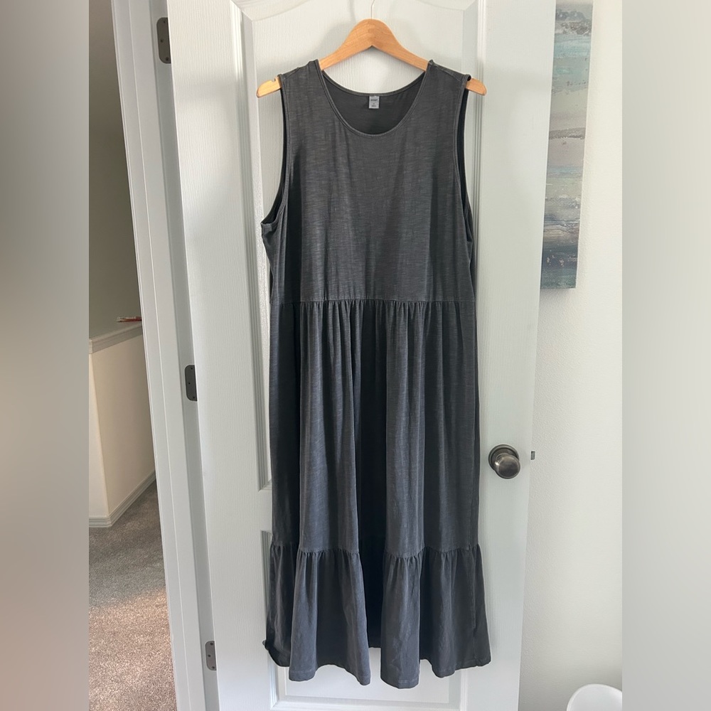 Old Navy Women’s Maxi Dress